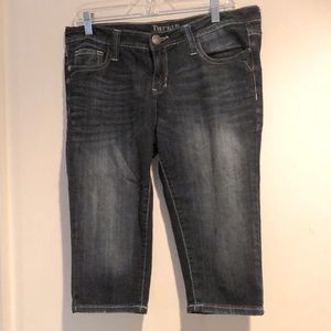 Decree Size 9 Women’s Denim Long shorts